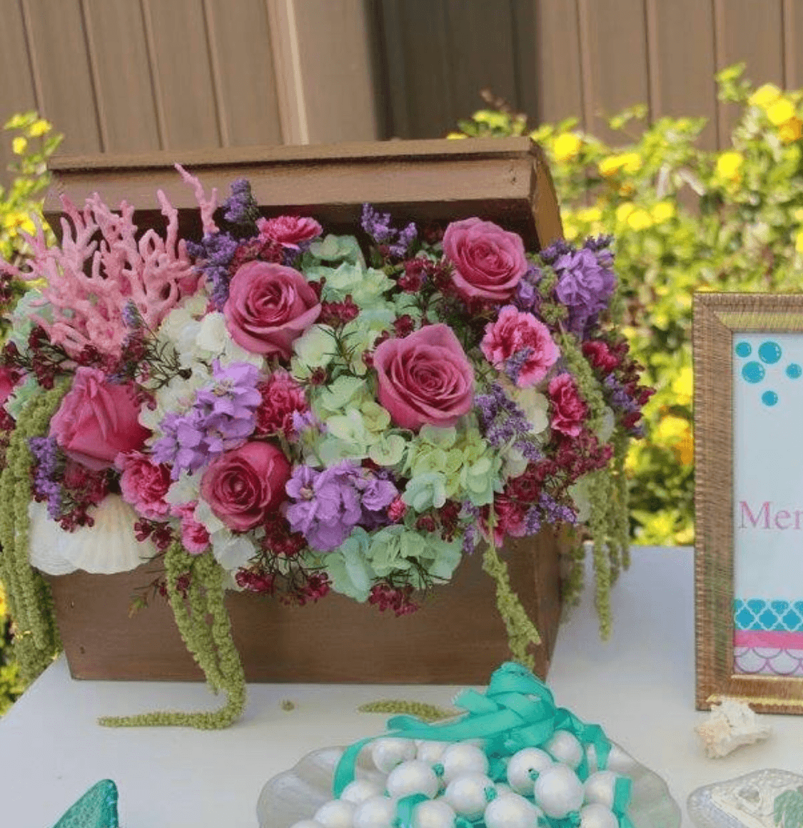 Encinitas flower arrangement 2741254F 87AB 4078 AED4 80913A47E339